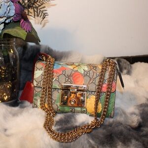 GUCCI Purse with Gold Chain